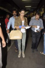 Priyanka Chopra snapped at airport in Mumbai on 24th July 2013 (10).JPG